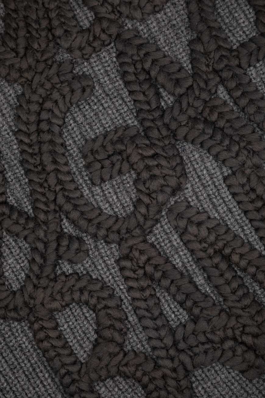 свитер  GXW63Z JDVC8 N0542 на официальном сайте