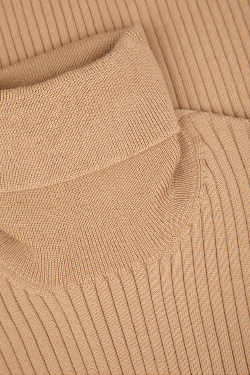 пуловер  FXW34T JDVDC M2366 по распродаже