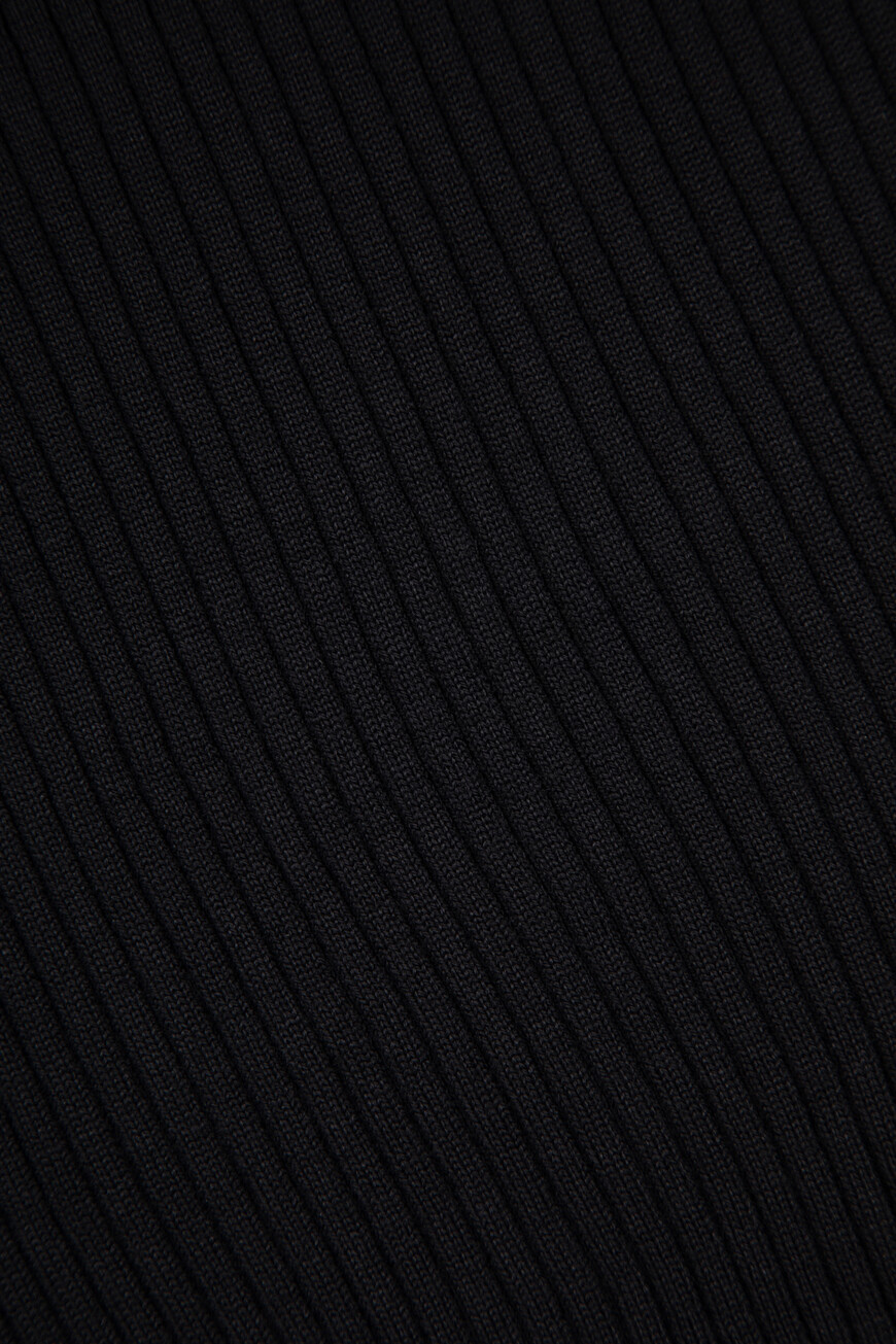 пуловер  FXW34T JDVDC N0000 на официальном сайте