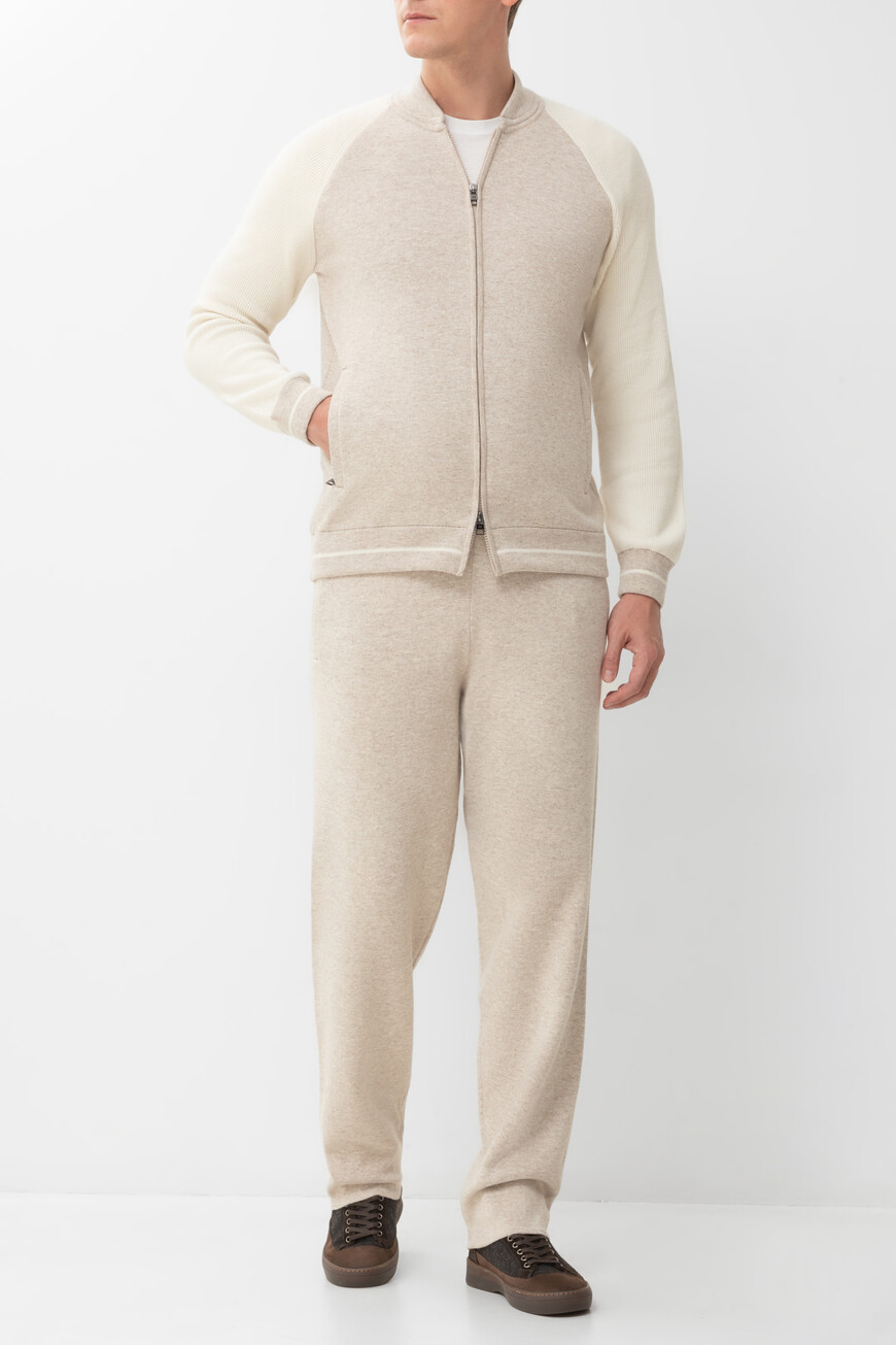 костюм спорт  E2 42F CH 001-300 со скидкой