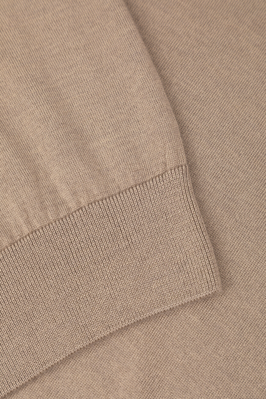 свитер  T3 52F BO 004-254 на официальном сайте