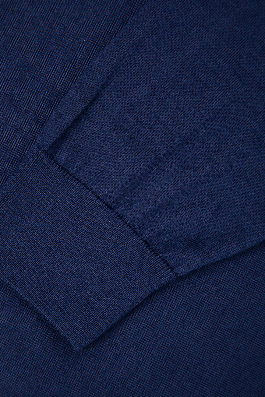 поло  T3 52F BO 005-200 по распродаже