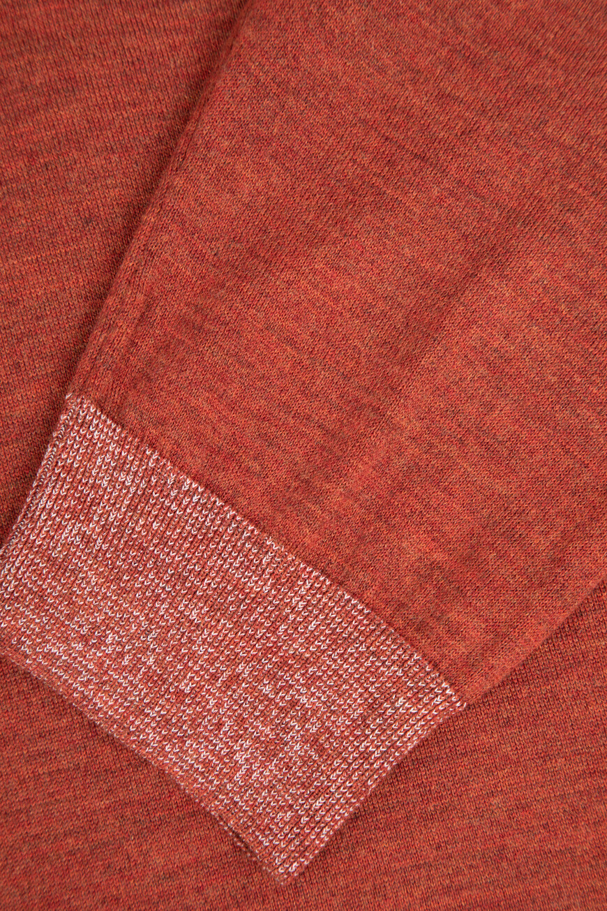 свитер  T3 52F OP 004-603 на официальном сайте