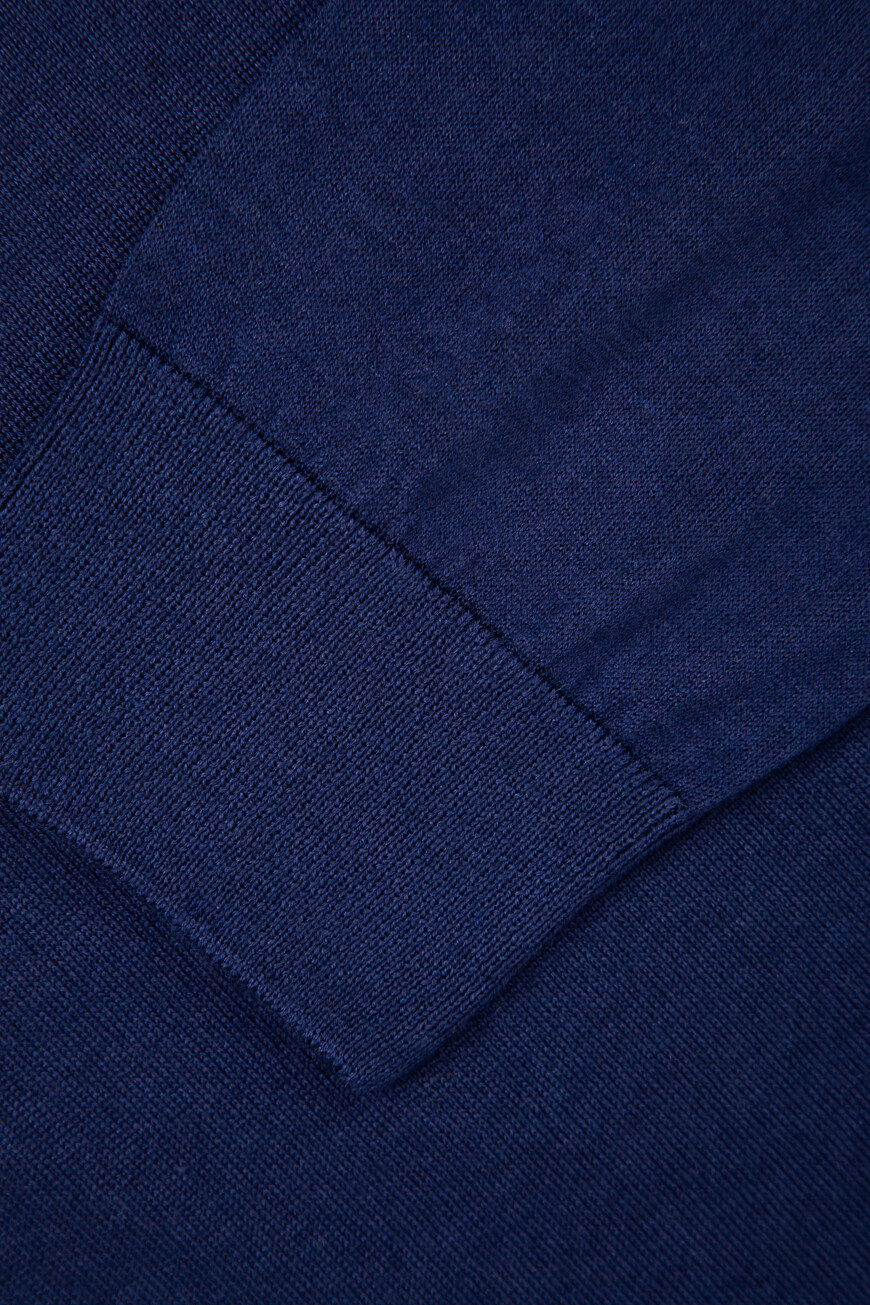 свитер  T3 52F BO 004-200 по распродаже