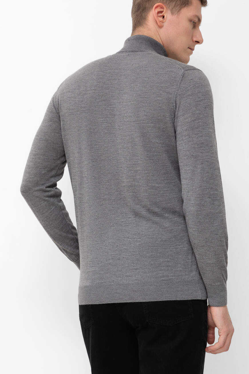 свитер  TRKB04-700 по акции