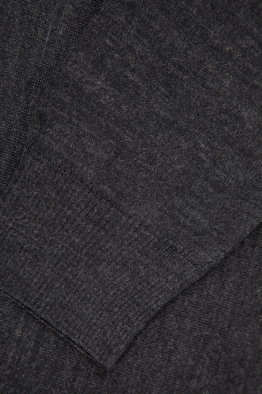 свитер  TRKB01-750 по распродаже