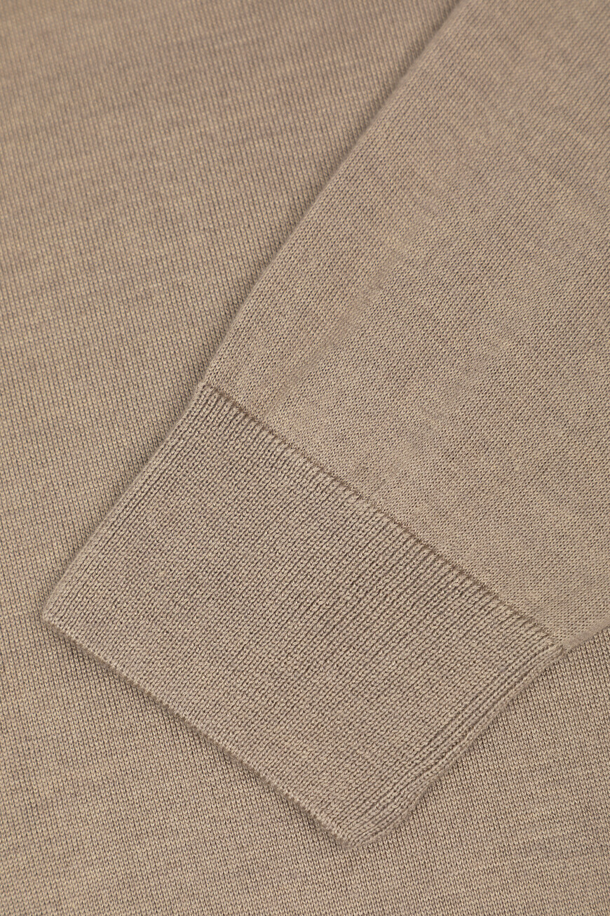 поло  T3 52F BO 005-254 по распродаже