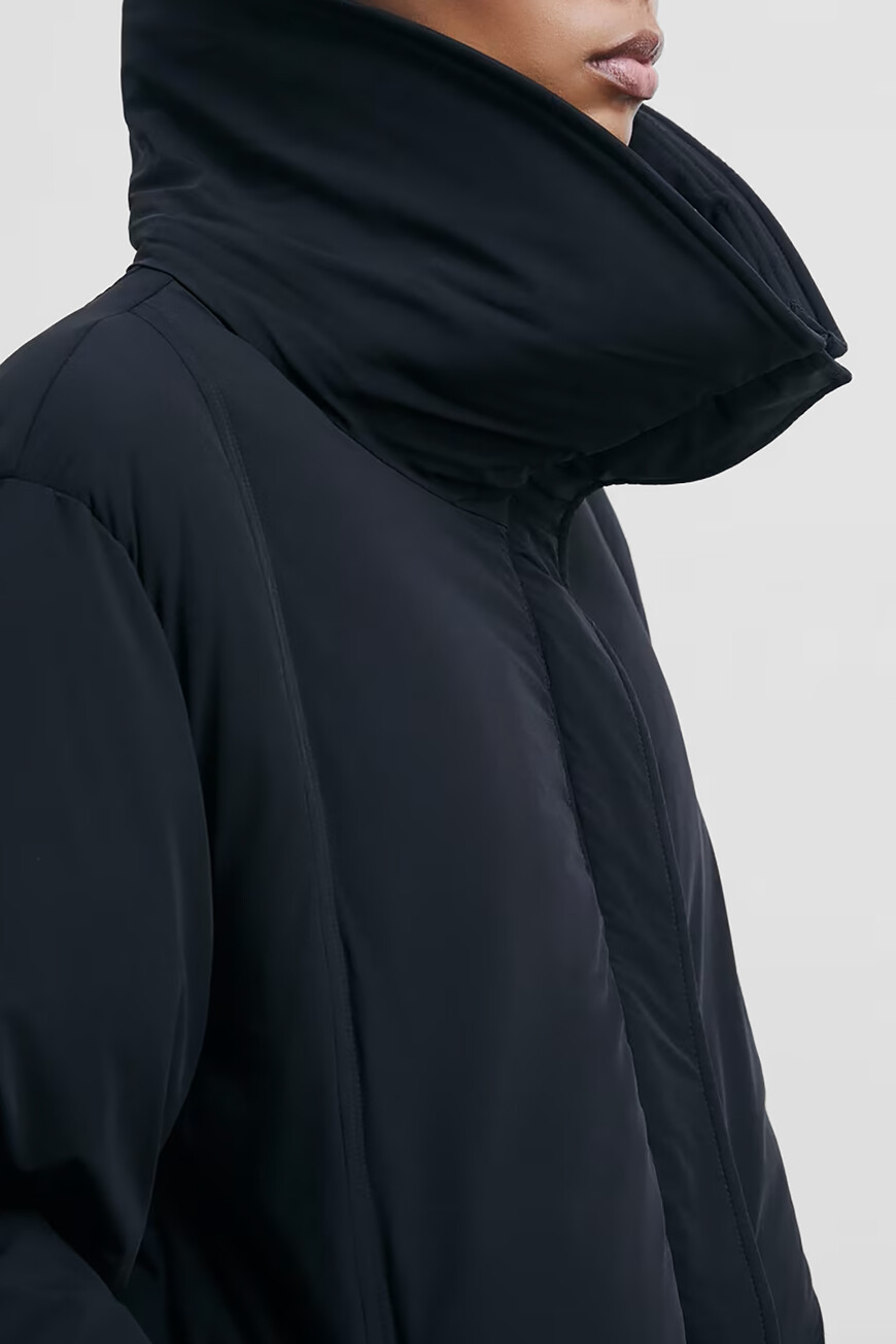 пуховик  8O0194 A629 K103 со скидкой