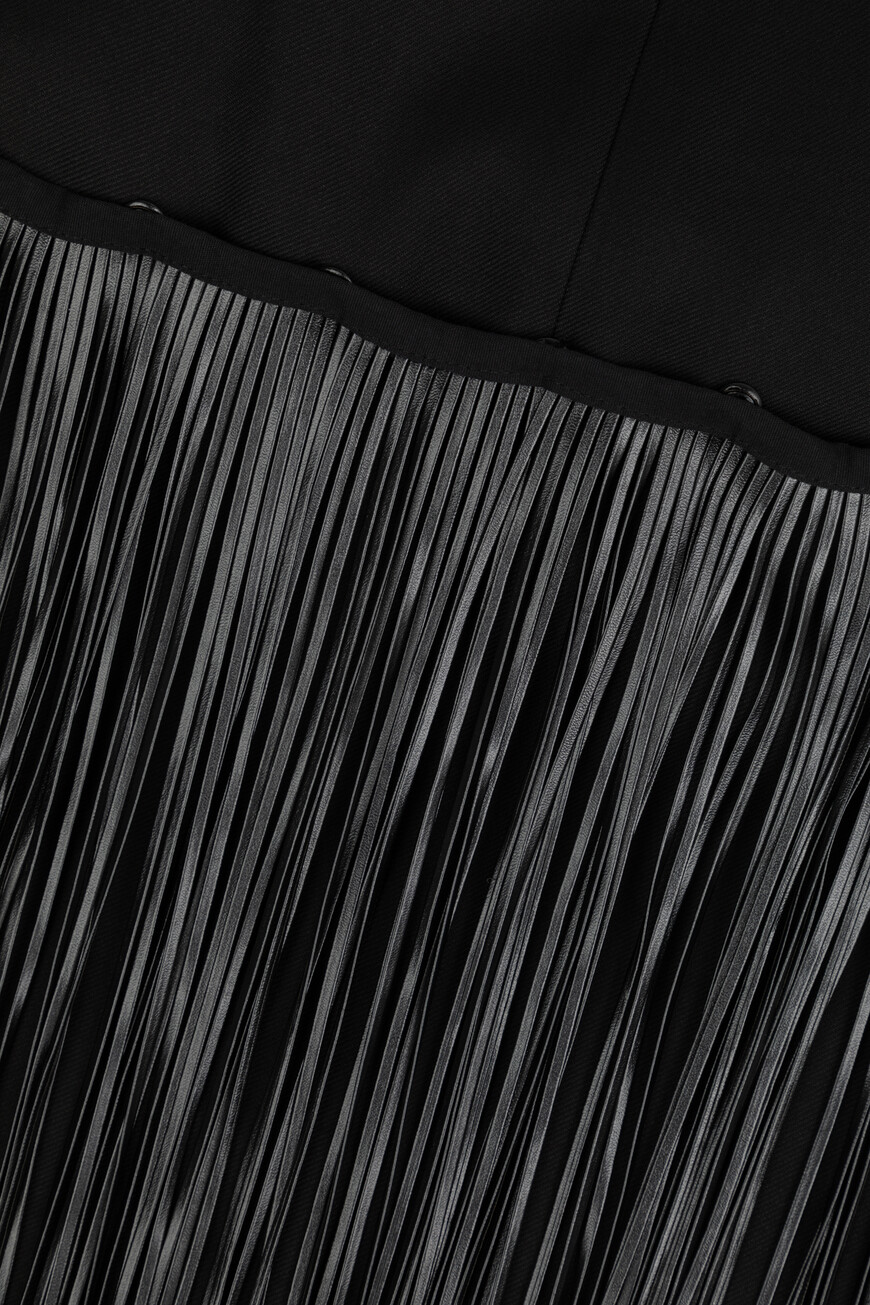 платье  FINNICI 2522226021 003 на официальном сайте