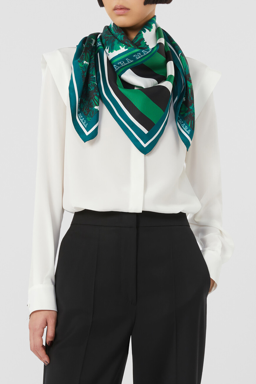 платок  CARRE90W 2524546131 002 по акции