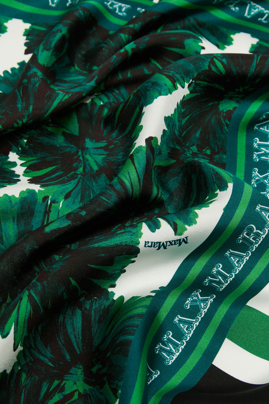 платок  CARRE90W 2524546131 002 купить с доставкой