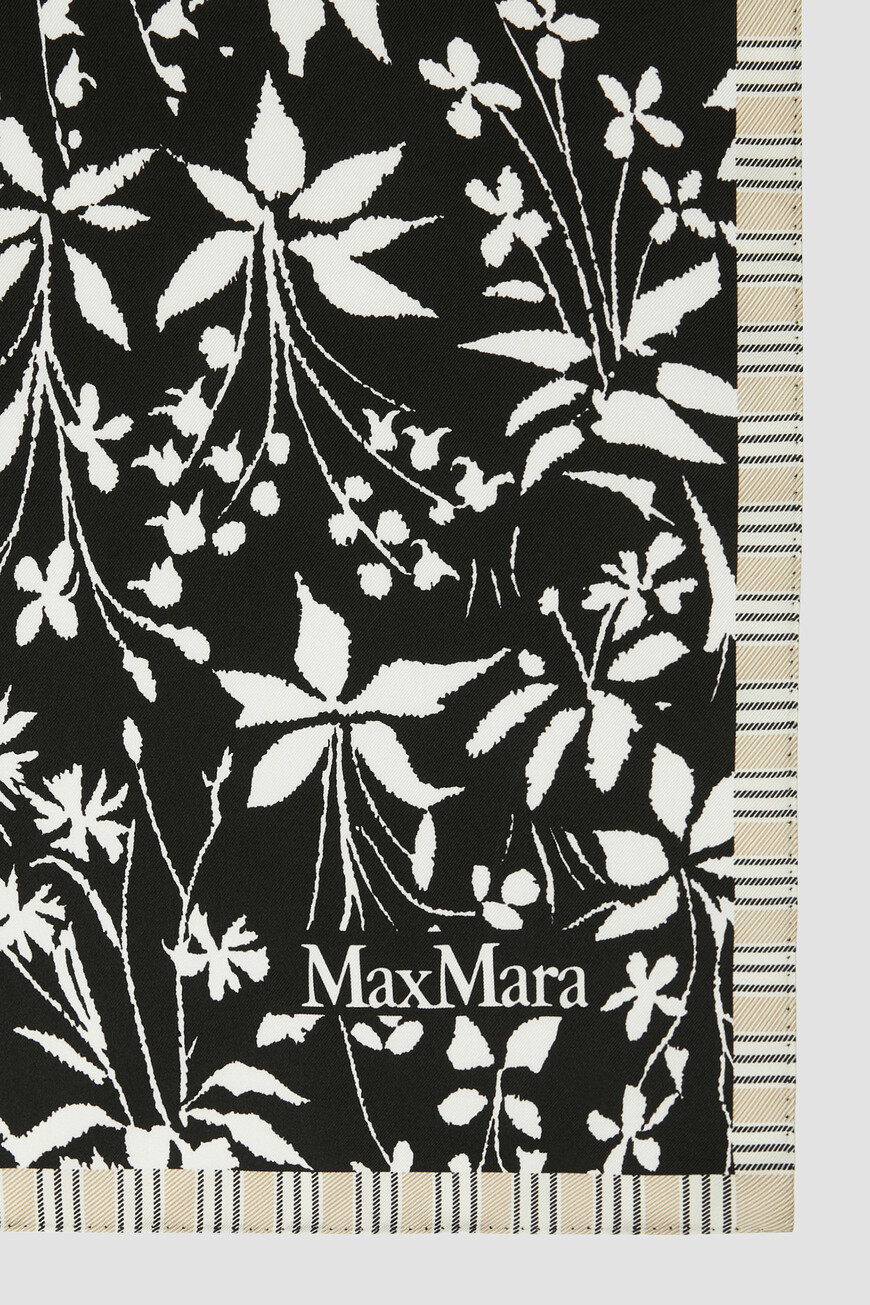 платок  CARRE90W 2524546131 005 по низкой цене