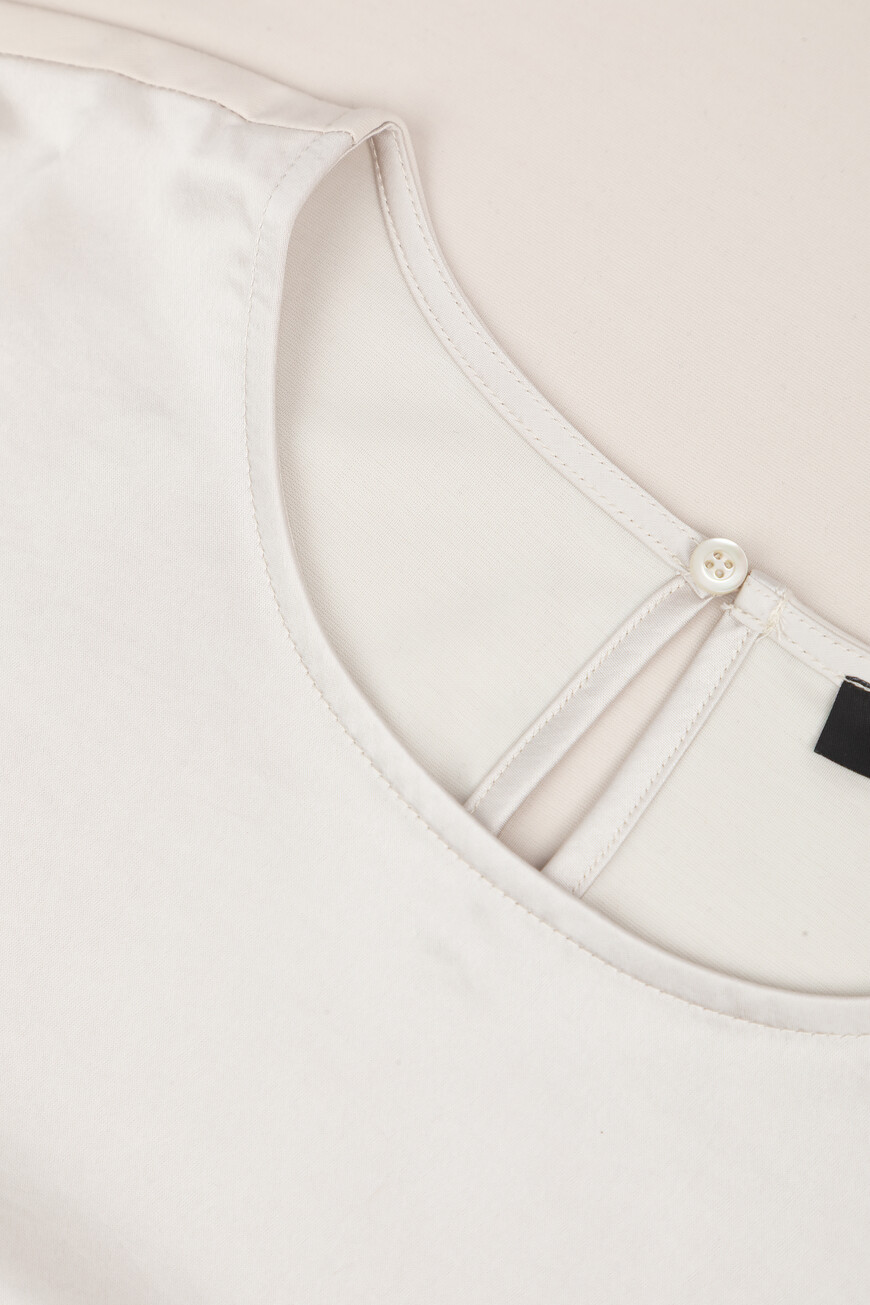 футболка  GILBERT 2525946071 001 со скидкой