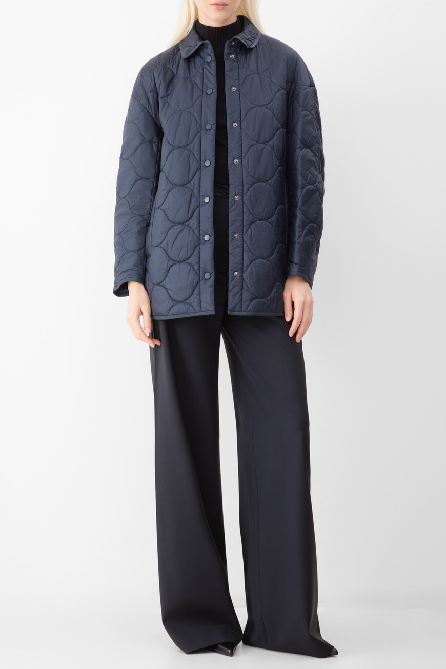 Продукция для женщин по распродаже