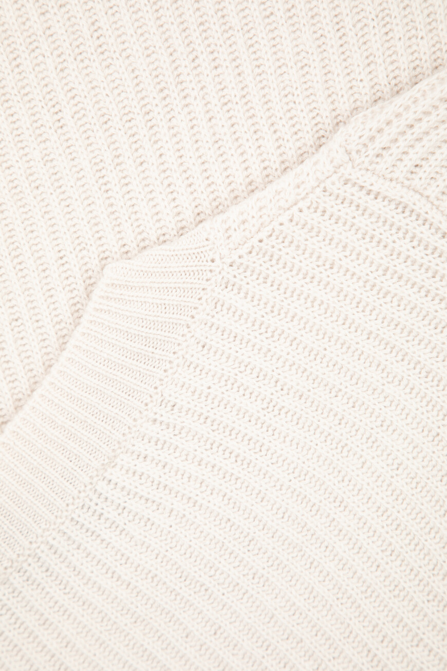 свитер  MOLVENO 2529366121 001 по распродаже