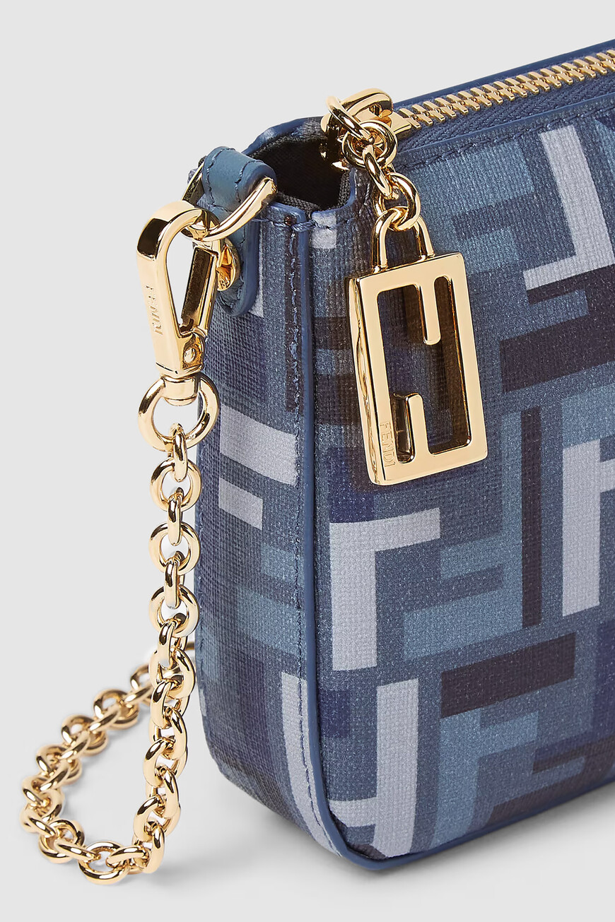 клатч  модель baguette 8BS073 AV1Y F1LAZ по распродаже