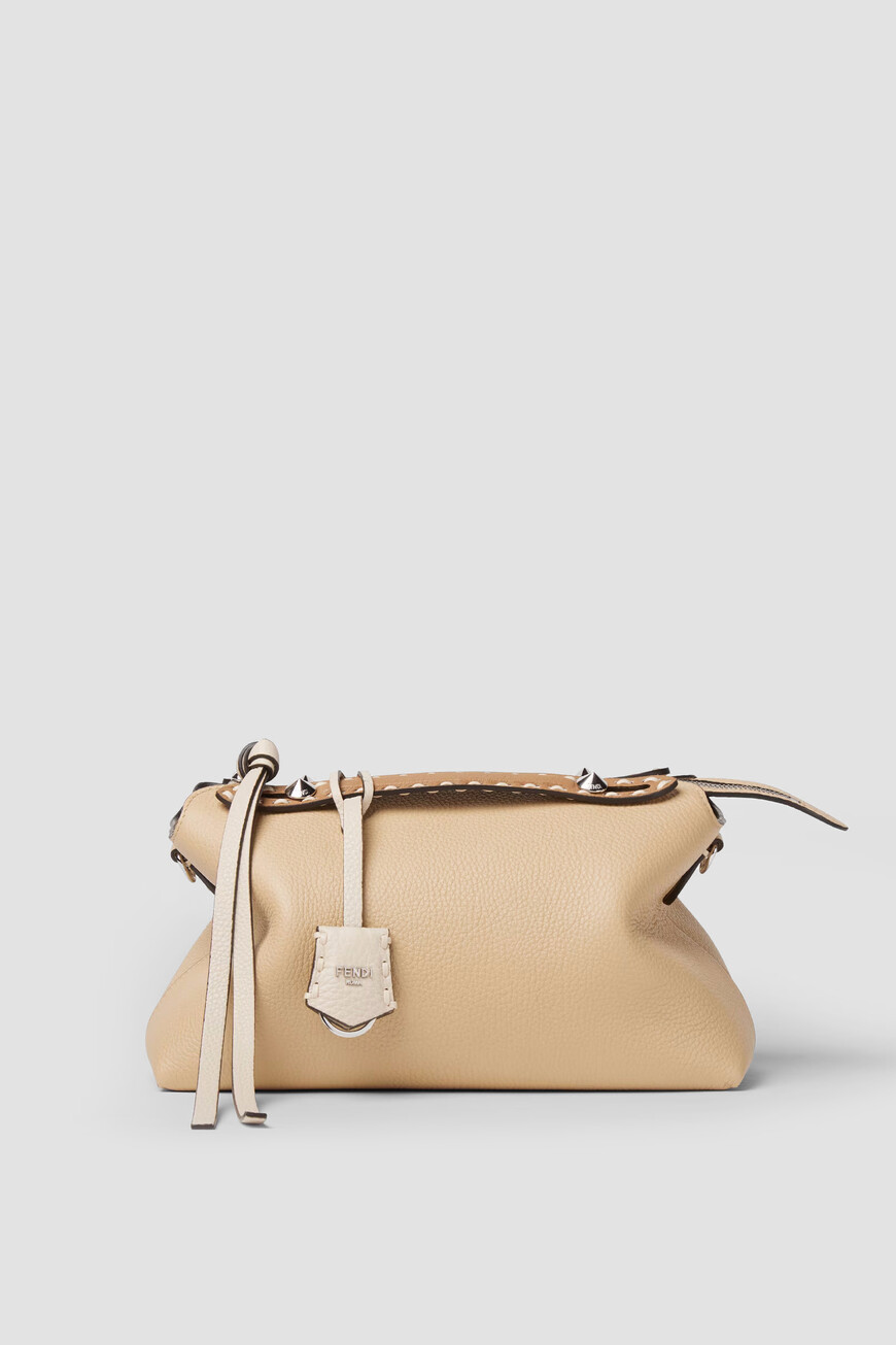 

Сумка Fendi Модель By The Way Selleria, Бежевый