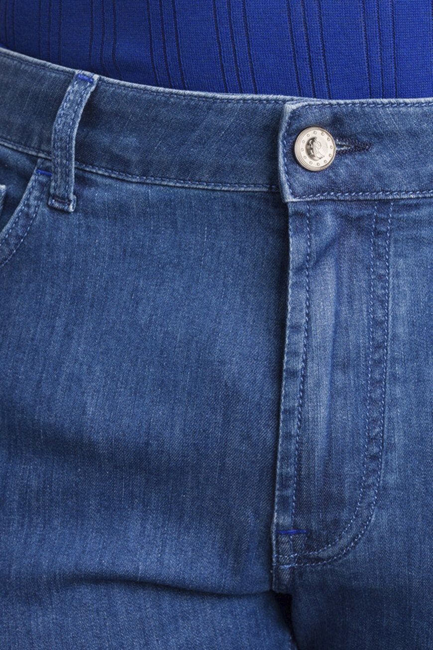 джинсы  MST51B2030 T0179 BIP0 со скидкой