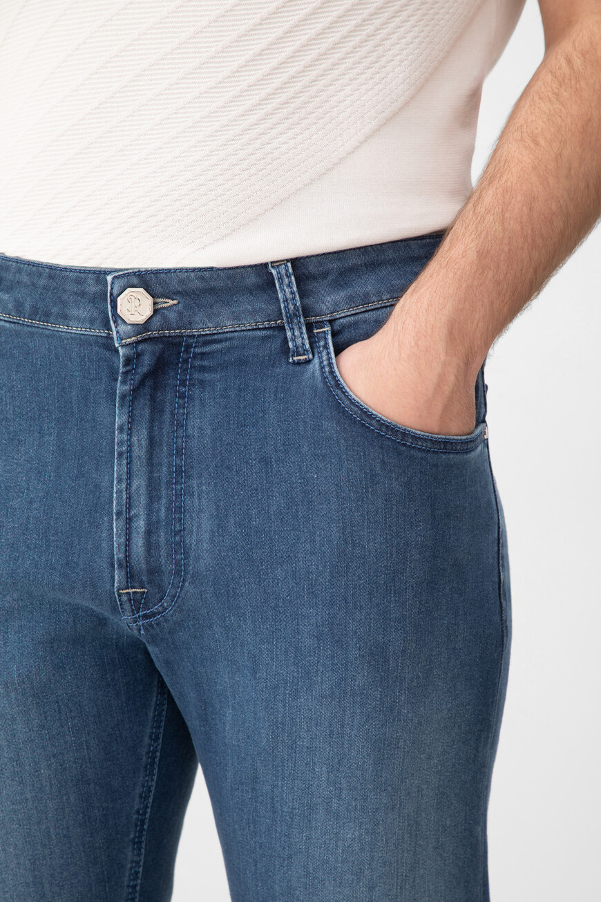 джинсы  MST34B2160 T0109 ZEP0 купить с доставкой