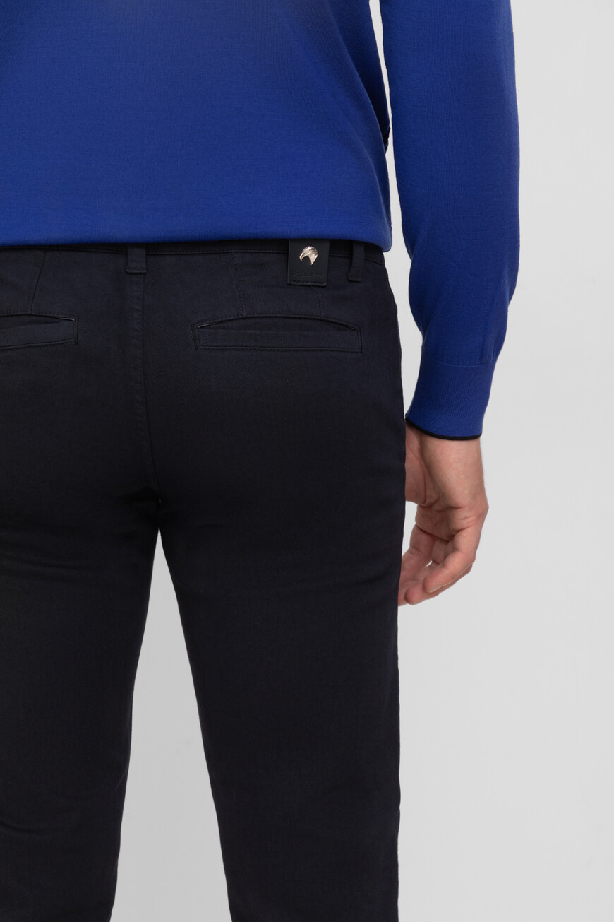 джинсы  MFT44B0140 F118PT B073 по низкой цене