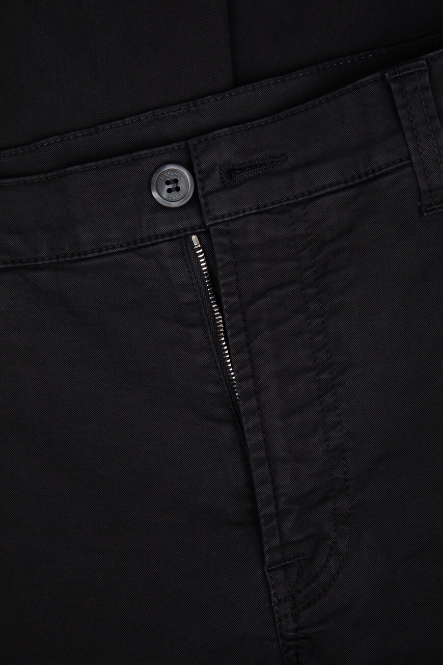 джинсы  MFT24B0170 302023 G015 со скидкой