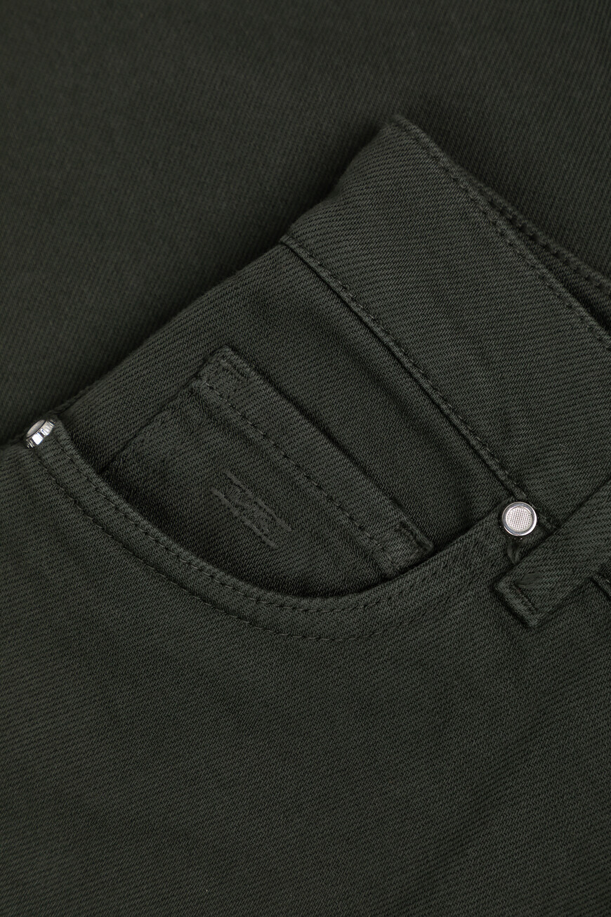 брюки  DJ56110K0507H0400C на официальном сайте