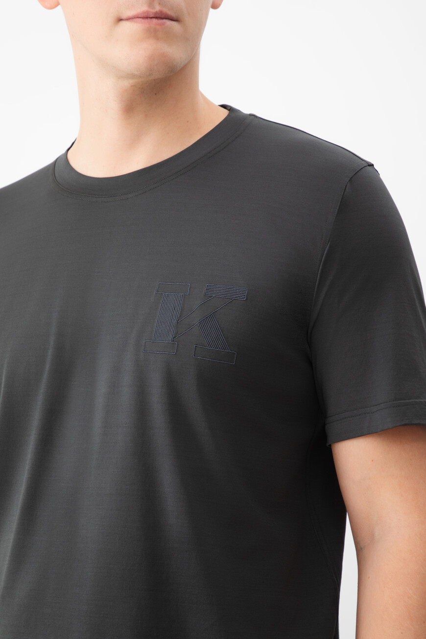 футболка  UMK0827KG001 купить с доставкой