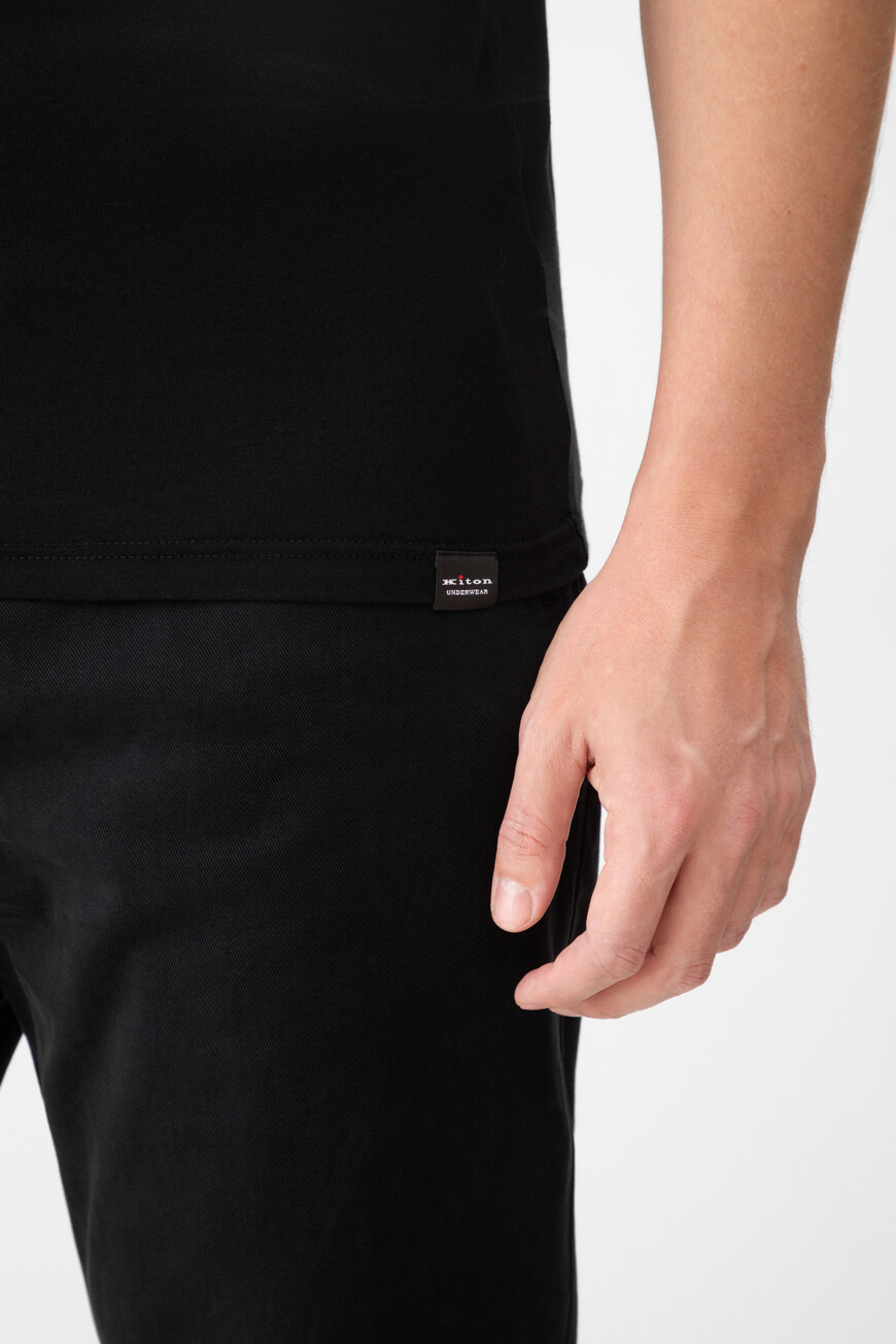 футболка  UNWM008K0243H02003 по низкой цене