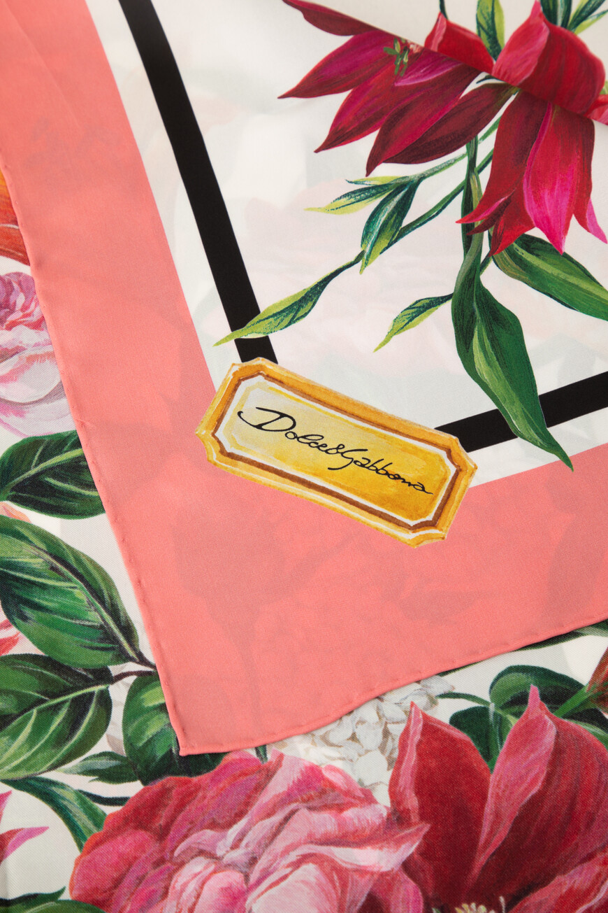 платок  FN090R GDC7A HA5QX по низкой цене