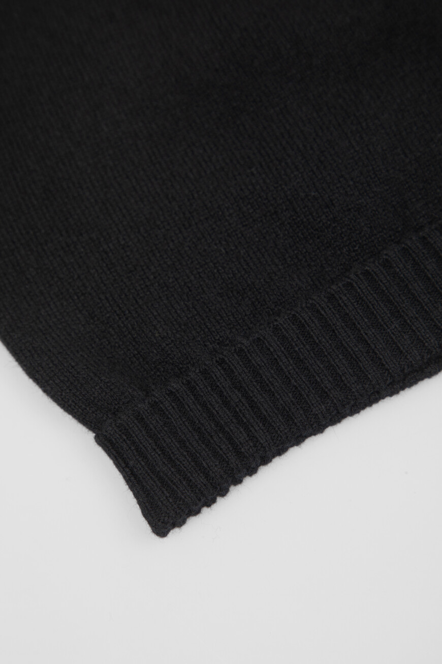 шапка  FXQ12T JDVC2 N0000 купить с доставкой