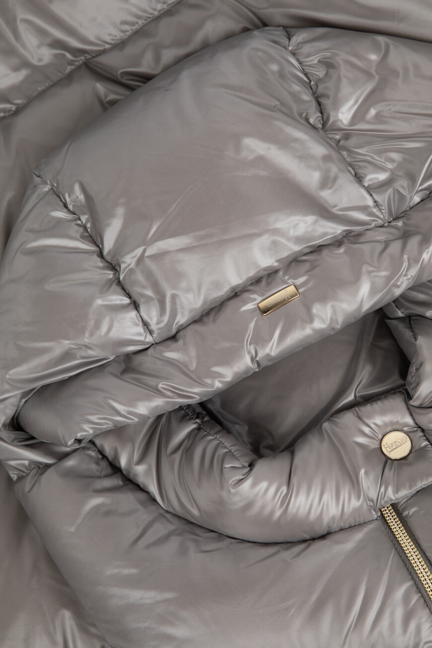 

Пуховик Herno, Серый