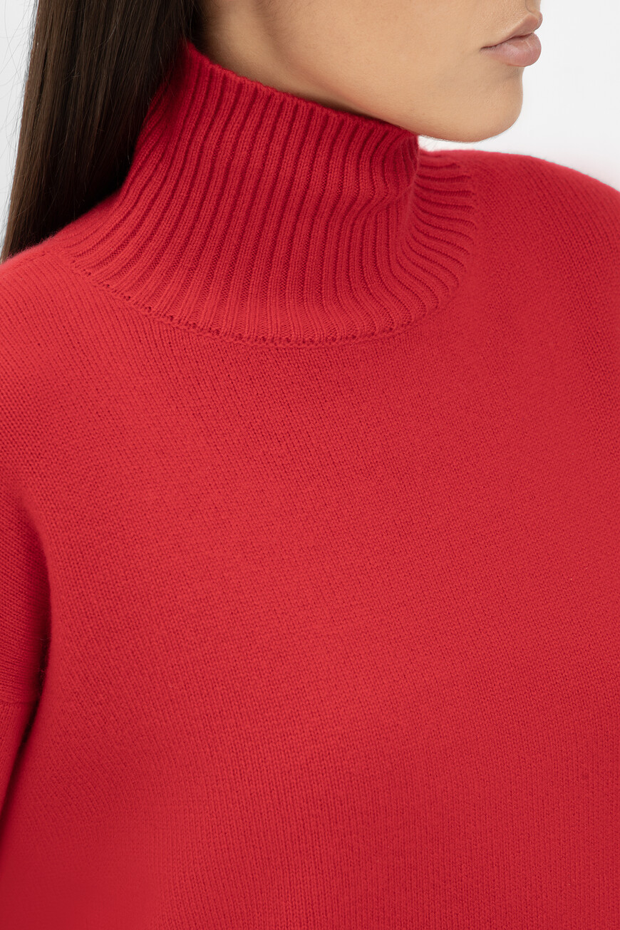 свитер  YD020203.0032.000300.00.23 купить с доставкой