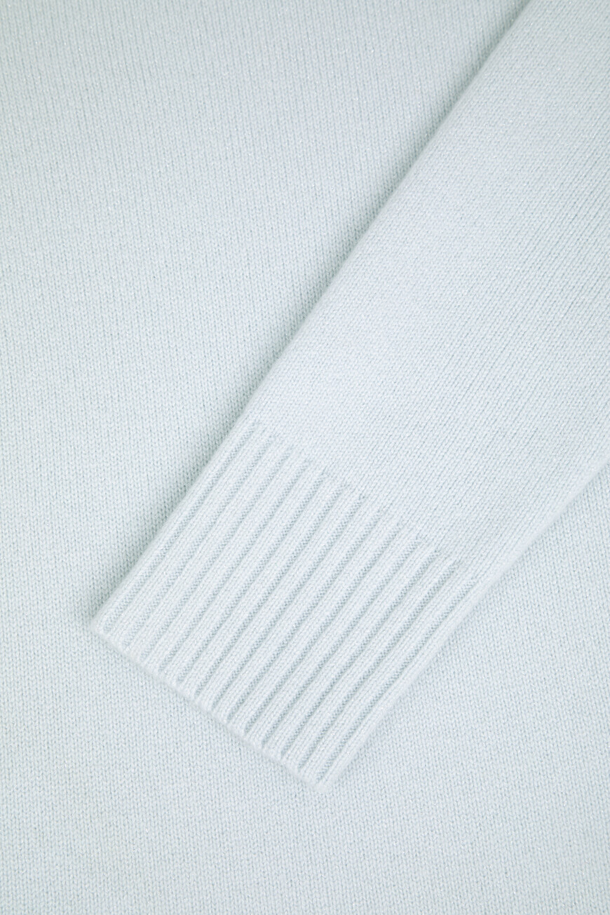 свитер  YD020203.0032.000560.00.23 по распродаже