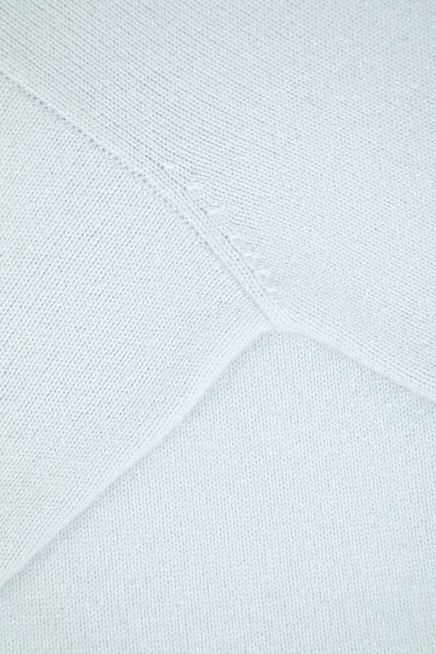 свитер  YD020203.0032.000560.00.23 на официальном сайте