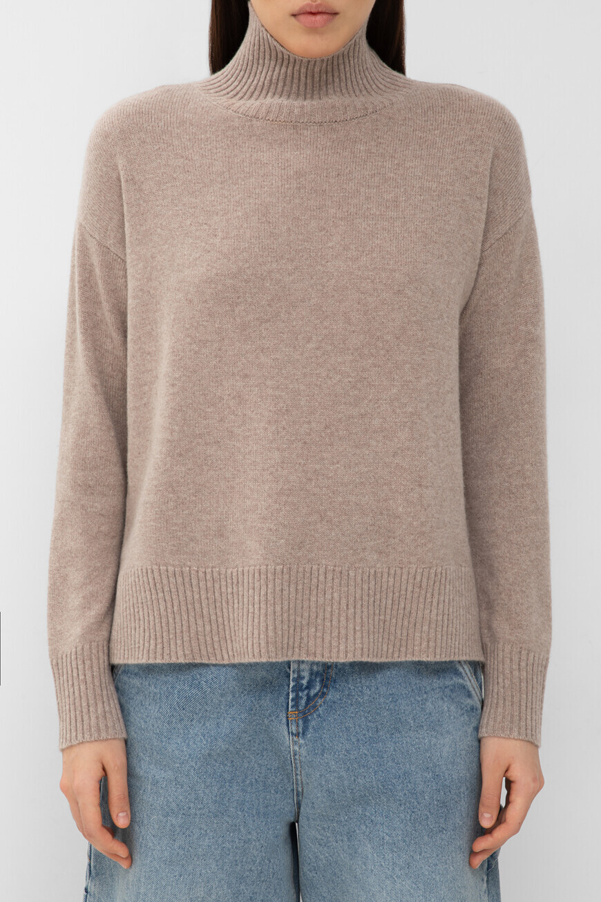 свитер  YD020203.0032.000650.00.23 фотография