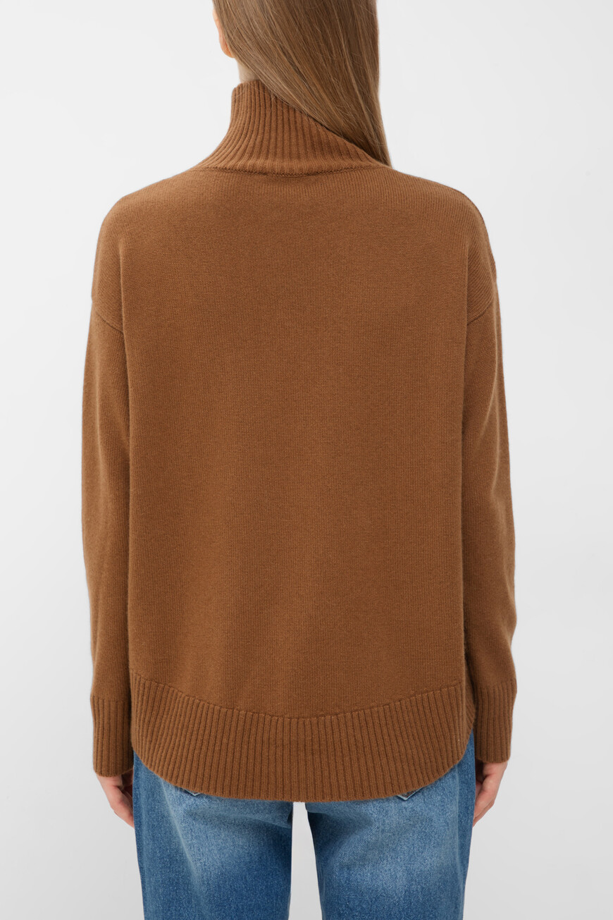 свитер  YD020203.0032.000800.00.23 по акции