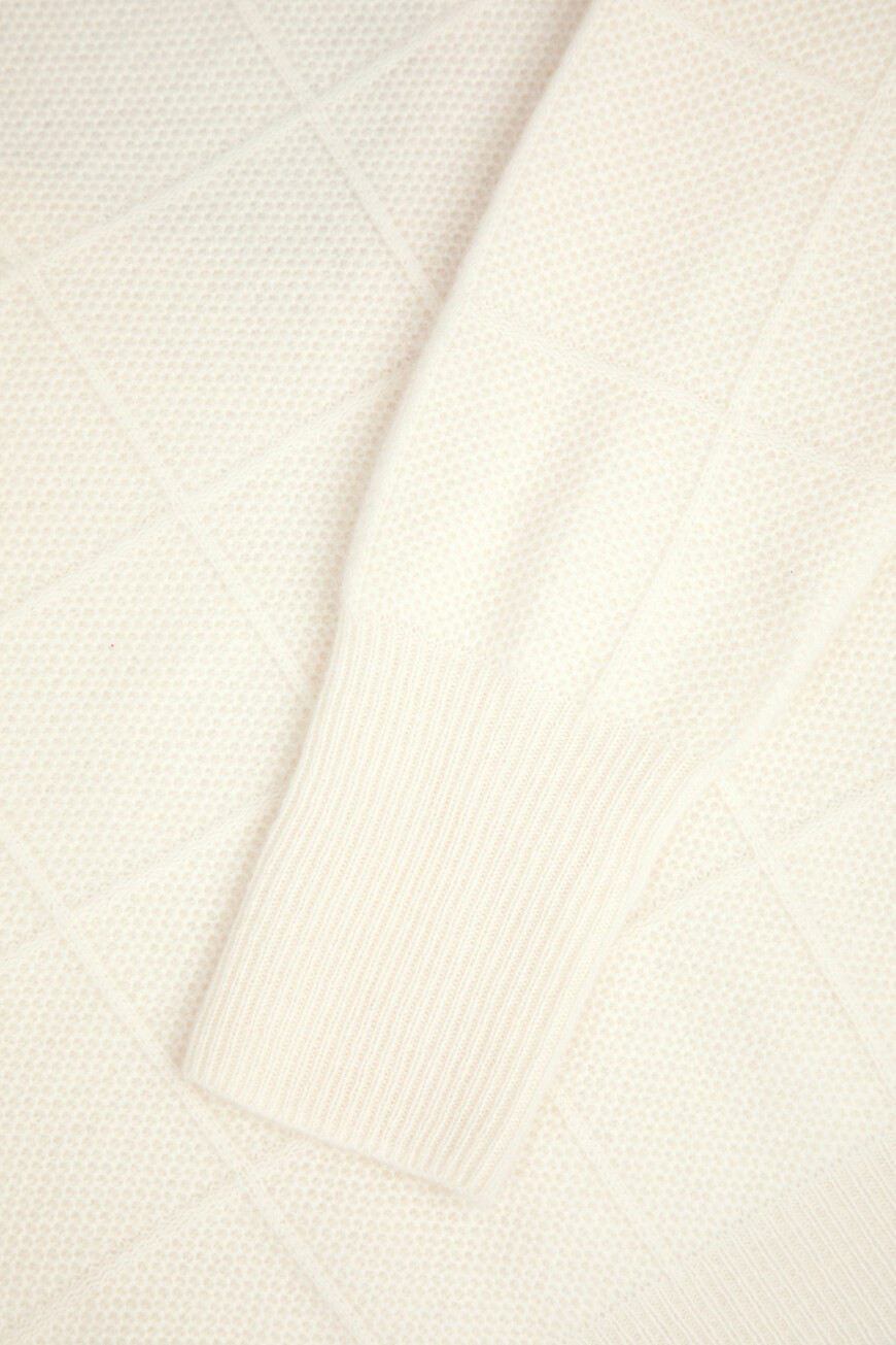 пуловер  YD020205.0036.000100.00.24 на официальном сайте