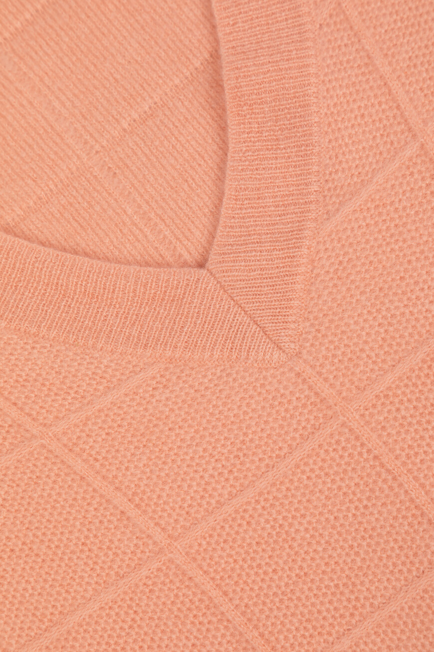 пуловер  YD020205.0036.000340.00.24 со скидкой