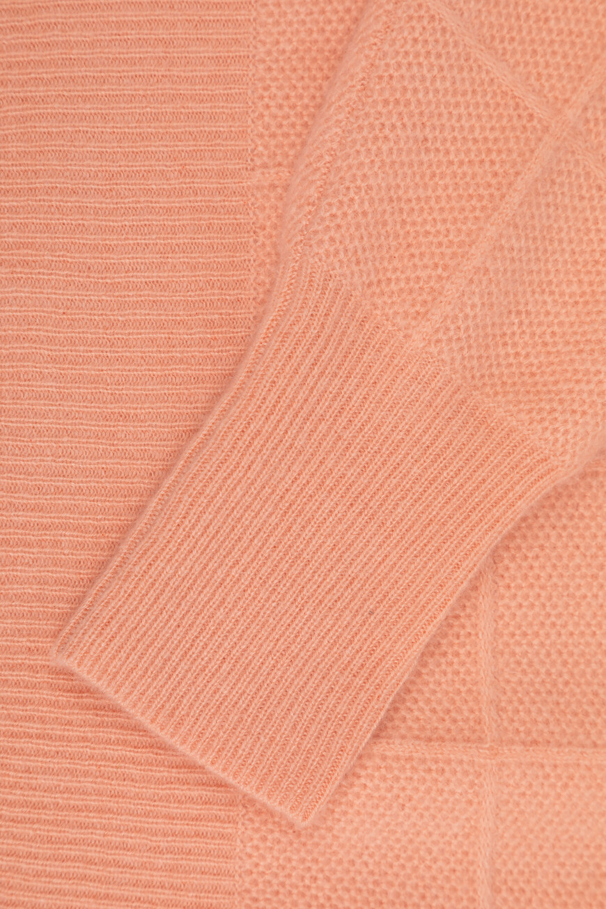 пуловер  YD020205.0036.000340.00.24 по распродаже