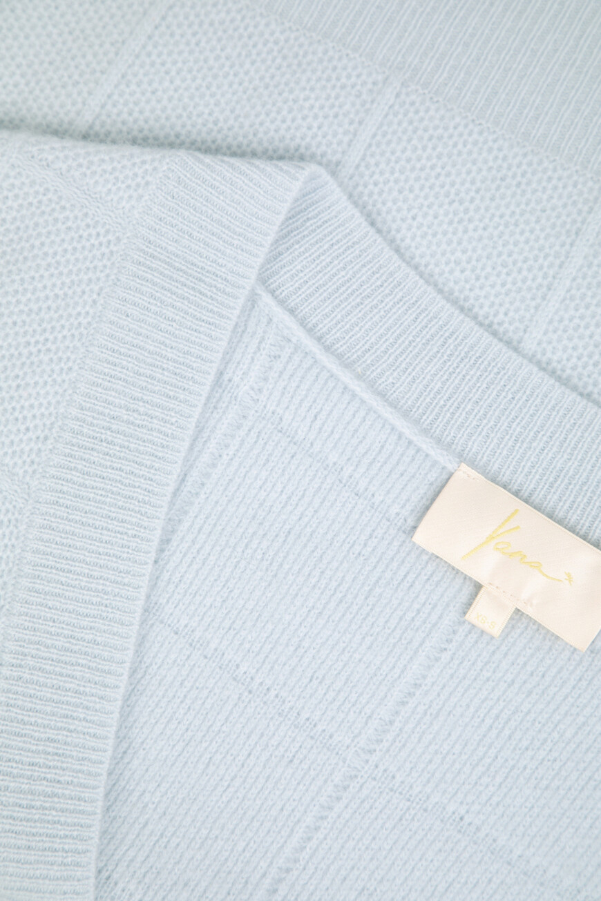 пуловер  YD020205.0036.000550.00.24 со скидкой