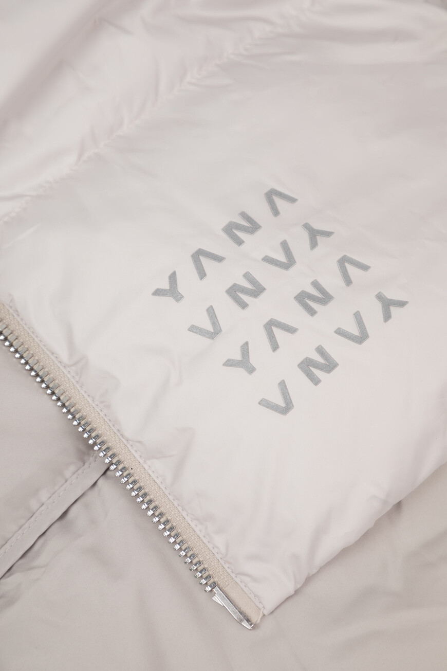 пуховик  YD010301.0087.000150.00.23 на официальном сайте