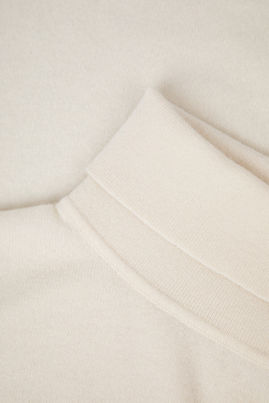 водолазка  YD020201.0028.000100.00.23 со скидкой