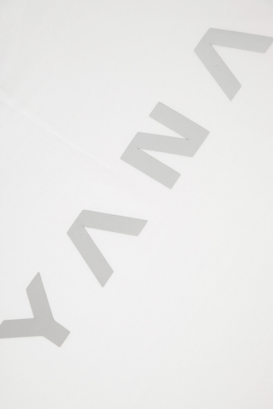 футболка  DM130204.0033.000100.DT.24 на официальном сайте