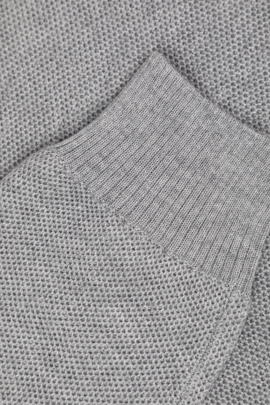 джемпер  26M508-2625140-018 по распродаже