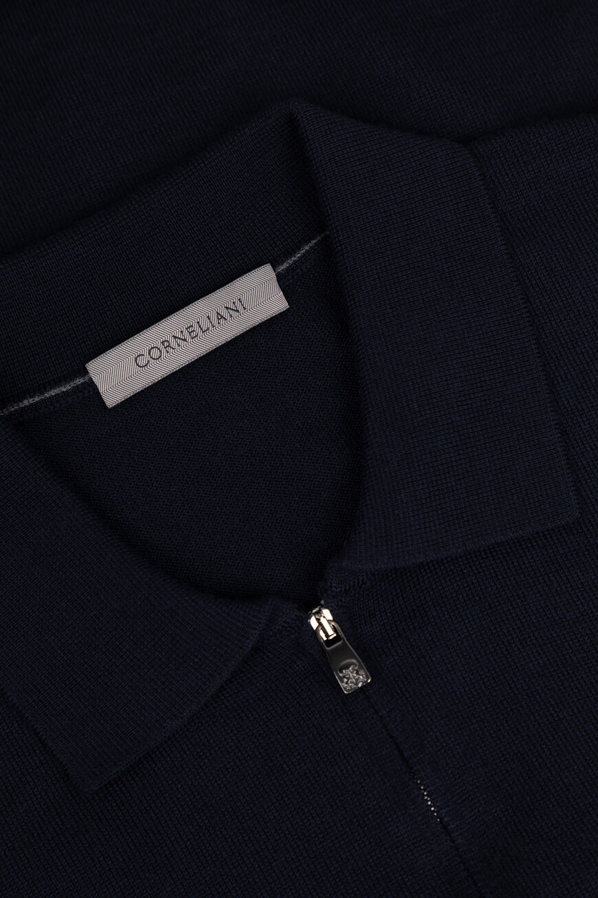 поло  26M50F-2625100-001 со скидкой