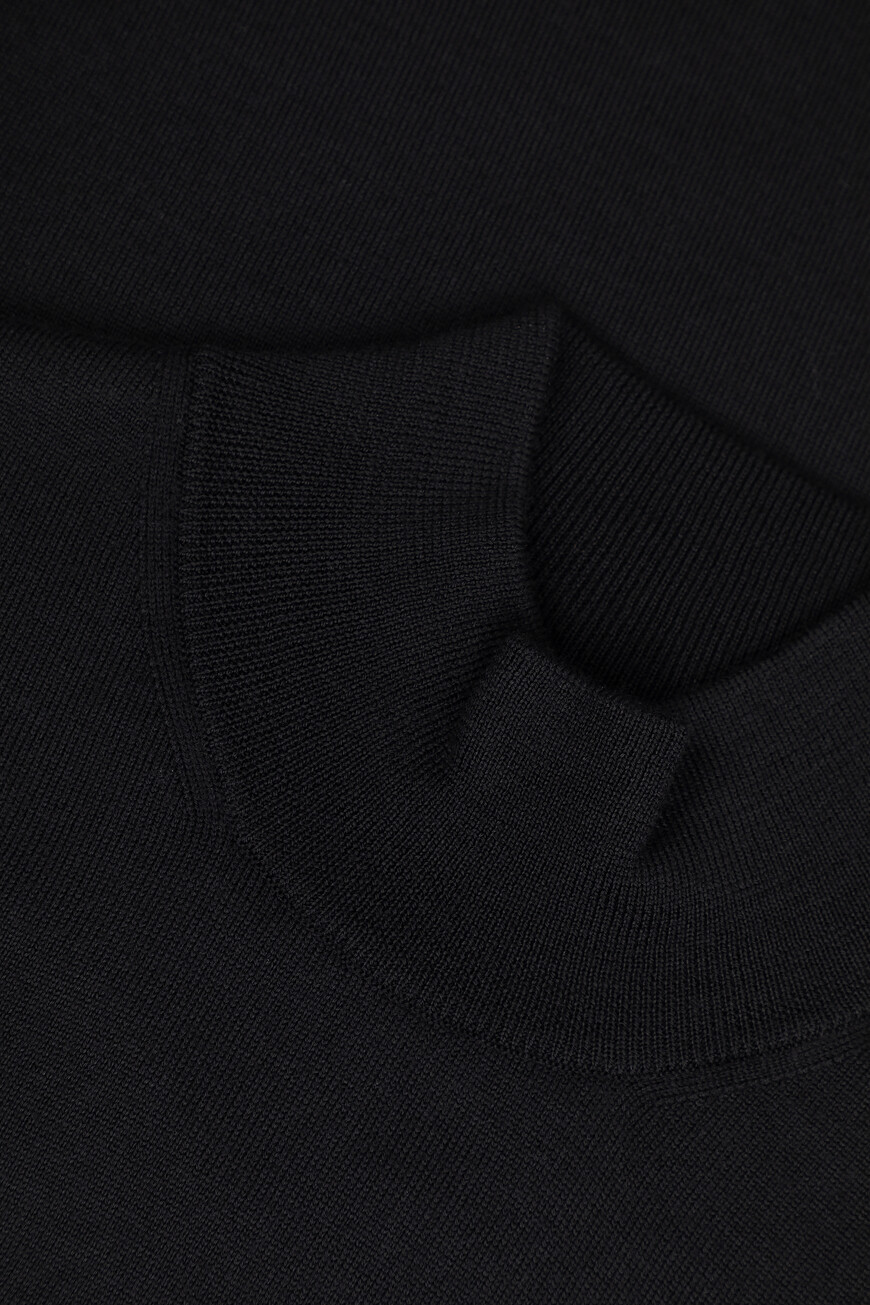 водолазка  26M503-2625100-020 по распродаже