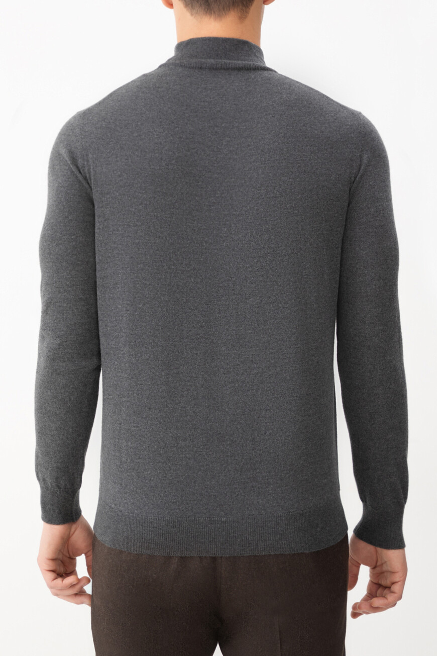 водолазка  26M503-2625100-014 по акции