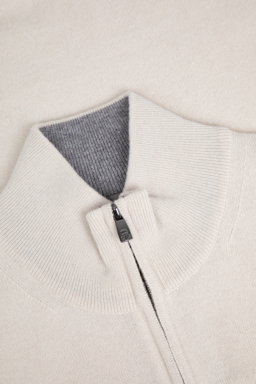 джемпер  26M511-2625110-036 по распродаже