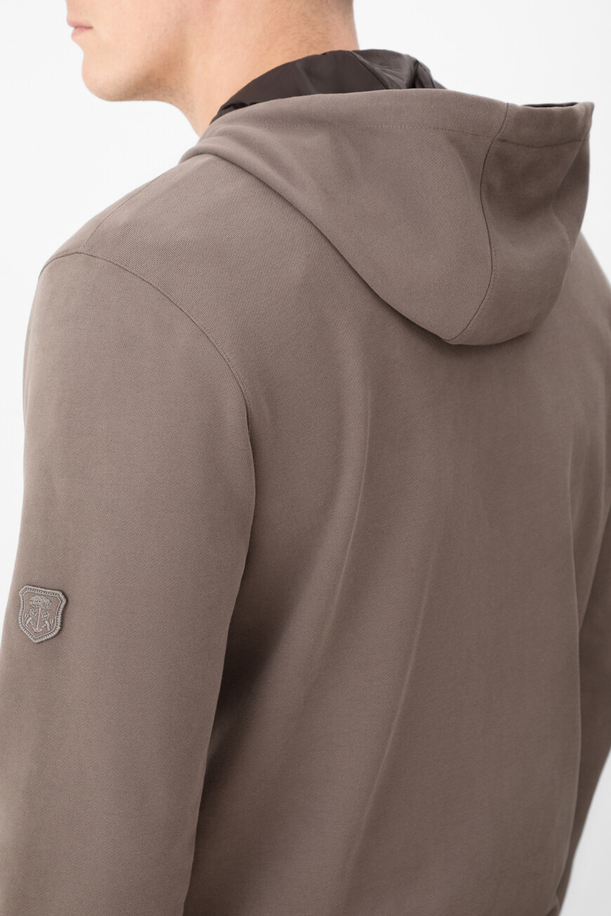 толстовка  26G562-2625029-042 со скидкой