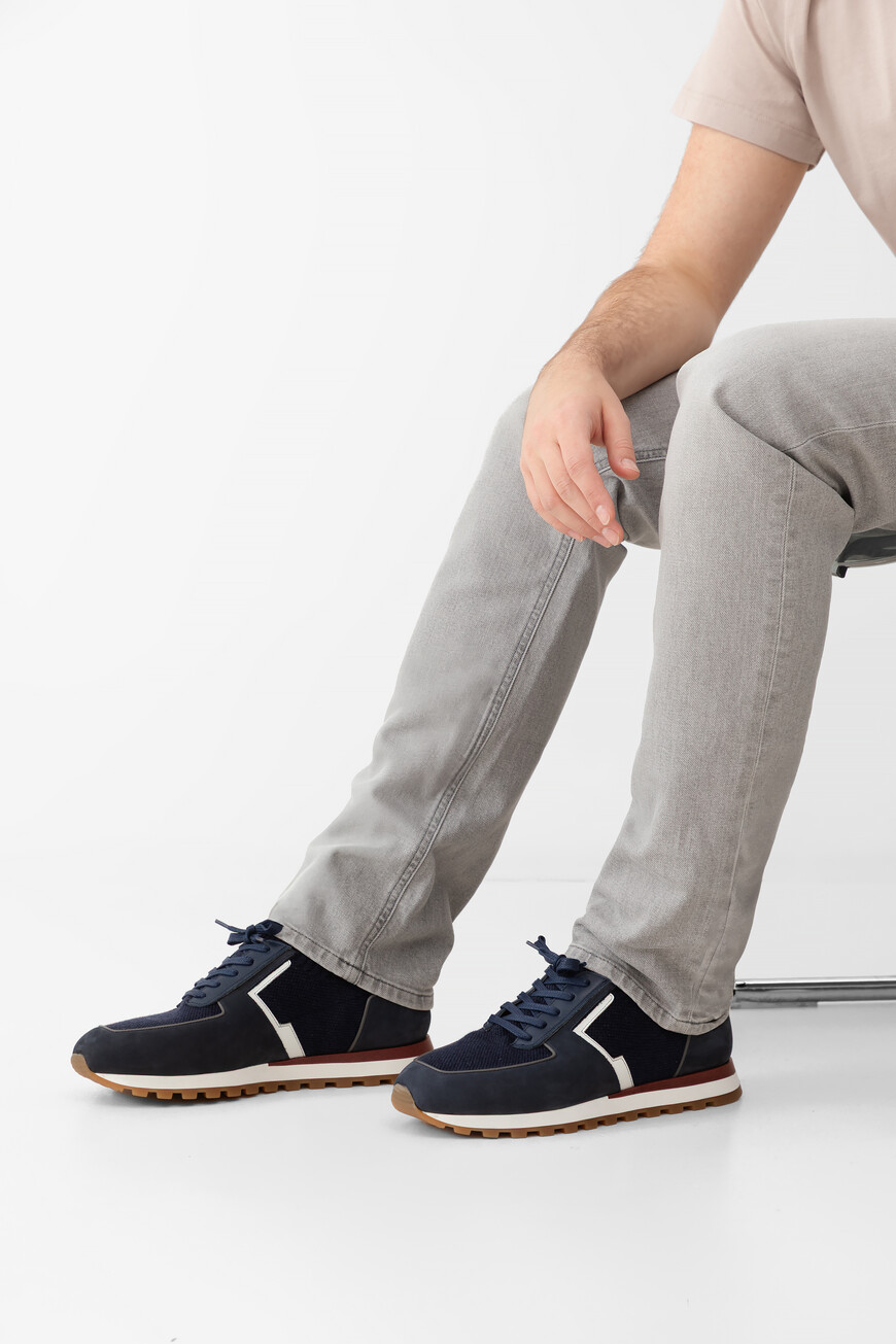 сникеры  26TM58-2620934-001 по акции